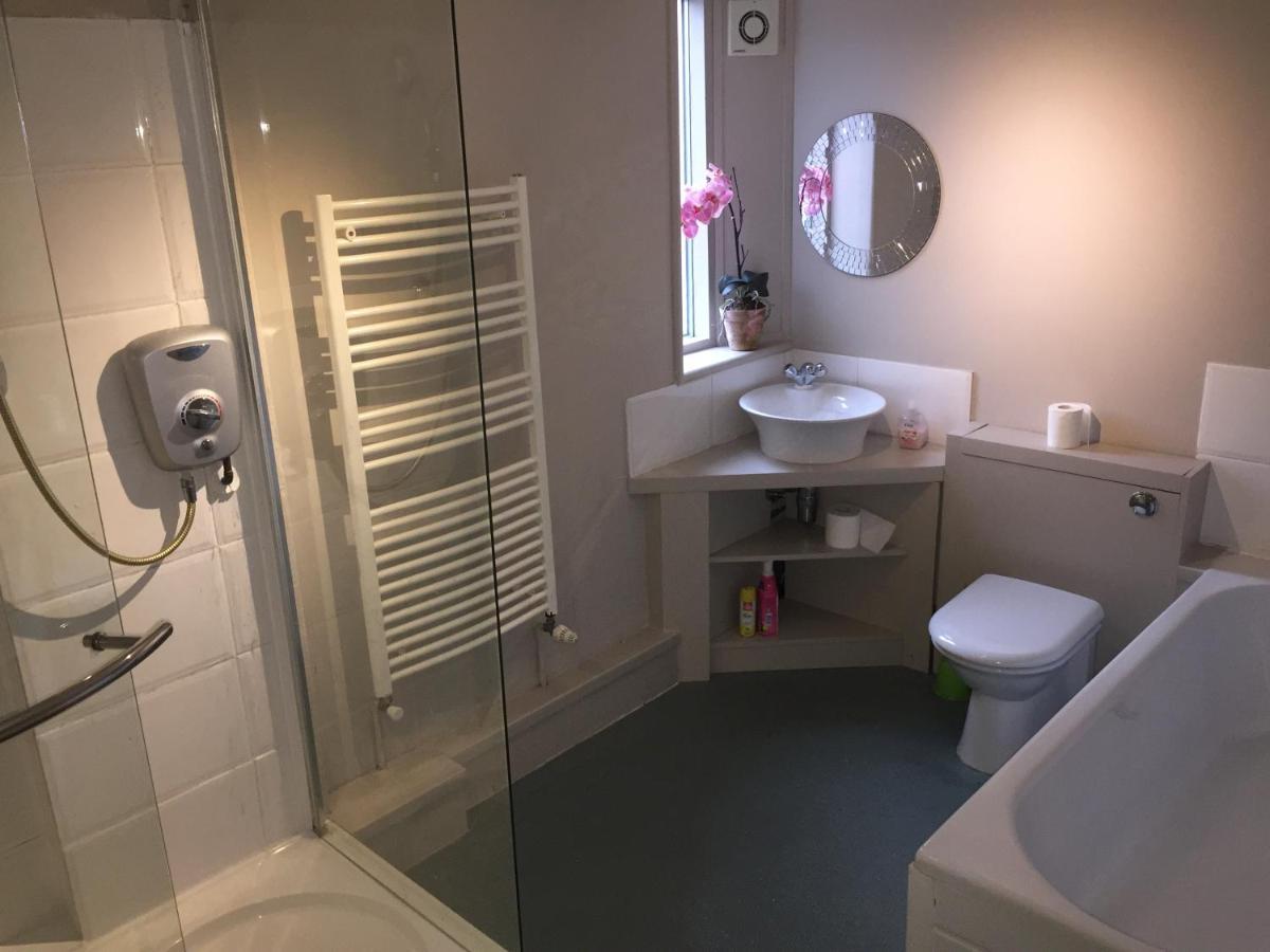 Large 2-Bed House Derbyshire Off Chatsworth Rd Τσέστερφιλντ Εξωτερικό φωτογραφία